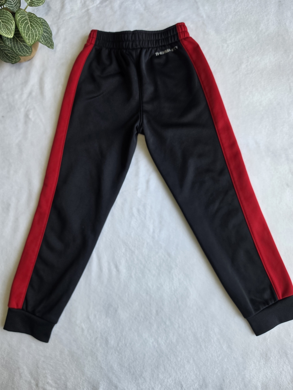 Nike Red & Black Kids Hoodie Zip Tracksuit Set - Picture 7 of 8